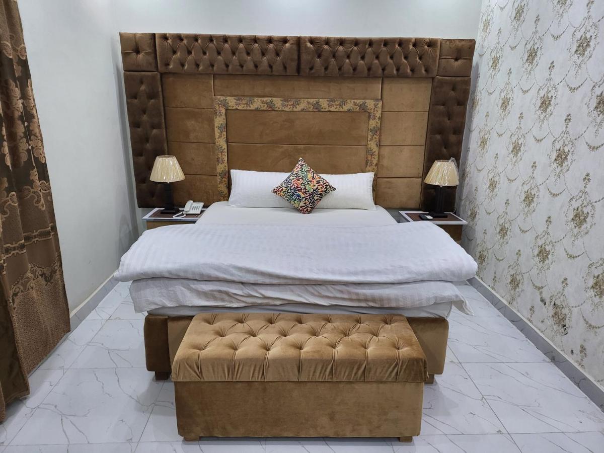 Relax Inn Lahore Luaran gambar