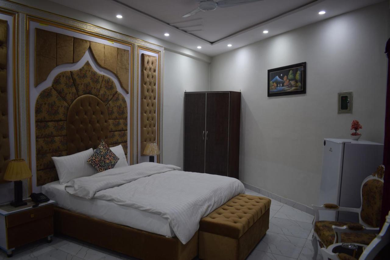 Relax Inn Lahore Luaran gambar