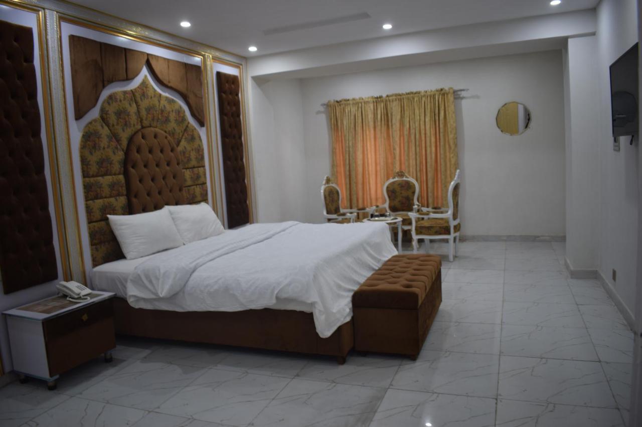 Relax Inn Lahore Luaran gambar