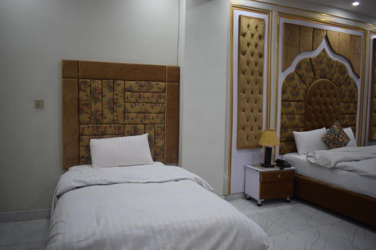 Relax Inn Lahore Luaran gambar