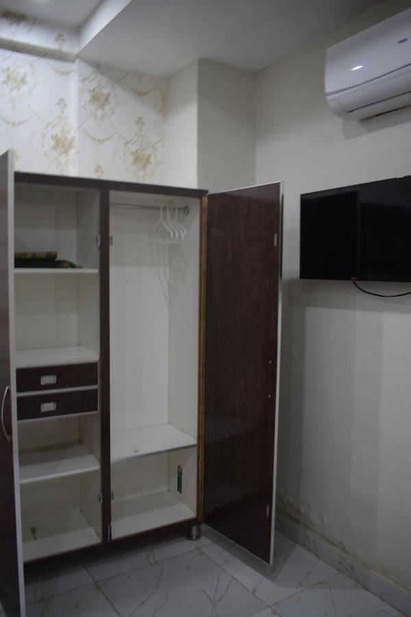 Relax Inn Lahore Luaran gambar