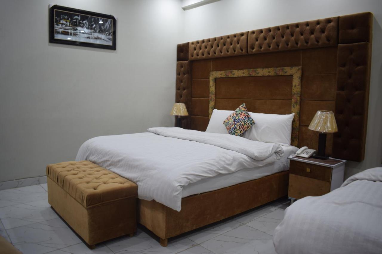 Relax Inn Lahore Luaran gambar