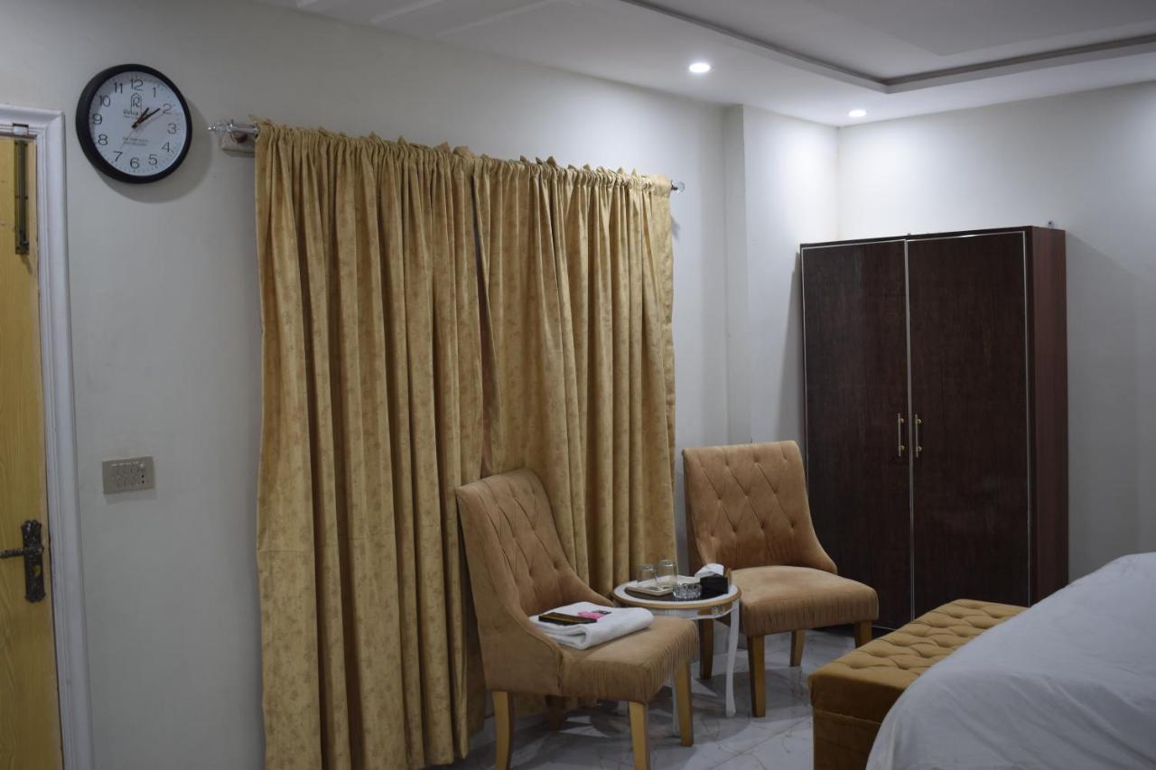 Relax Inn Lahore Luaran gambar